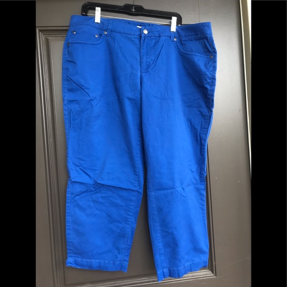 Jones New York Capri Pants - Picture 5 of 13